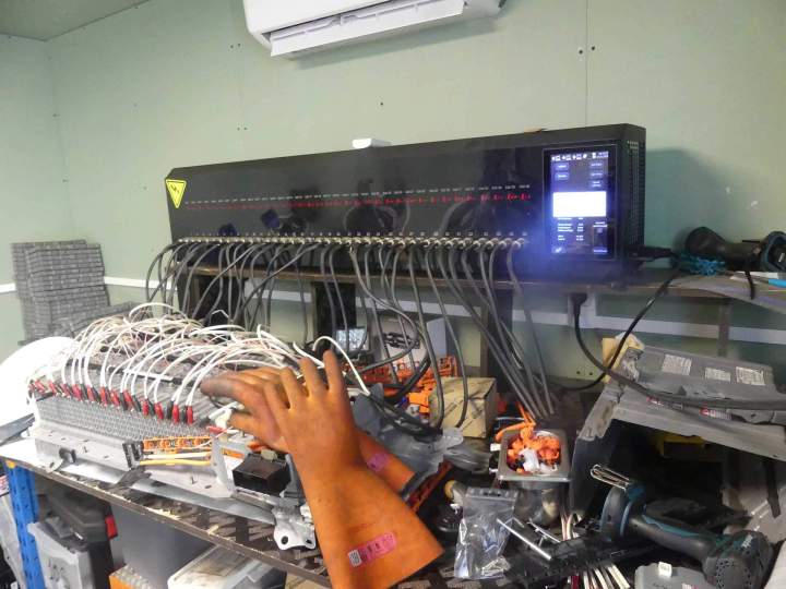 Nous remplaçons les cellules défectueuses de vos batteries lithium endommagées.